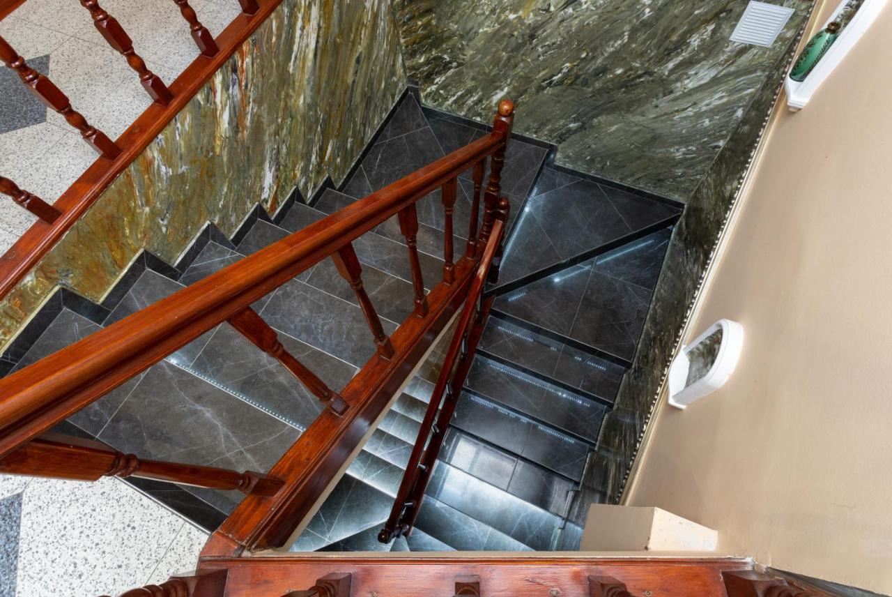 Illes Hotel Szeged Bagian luar foto