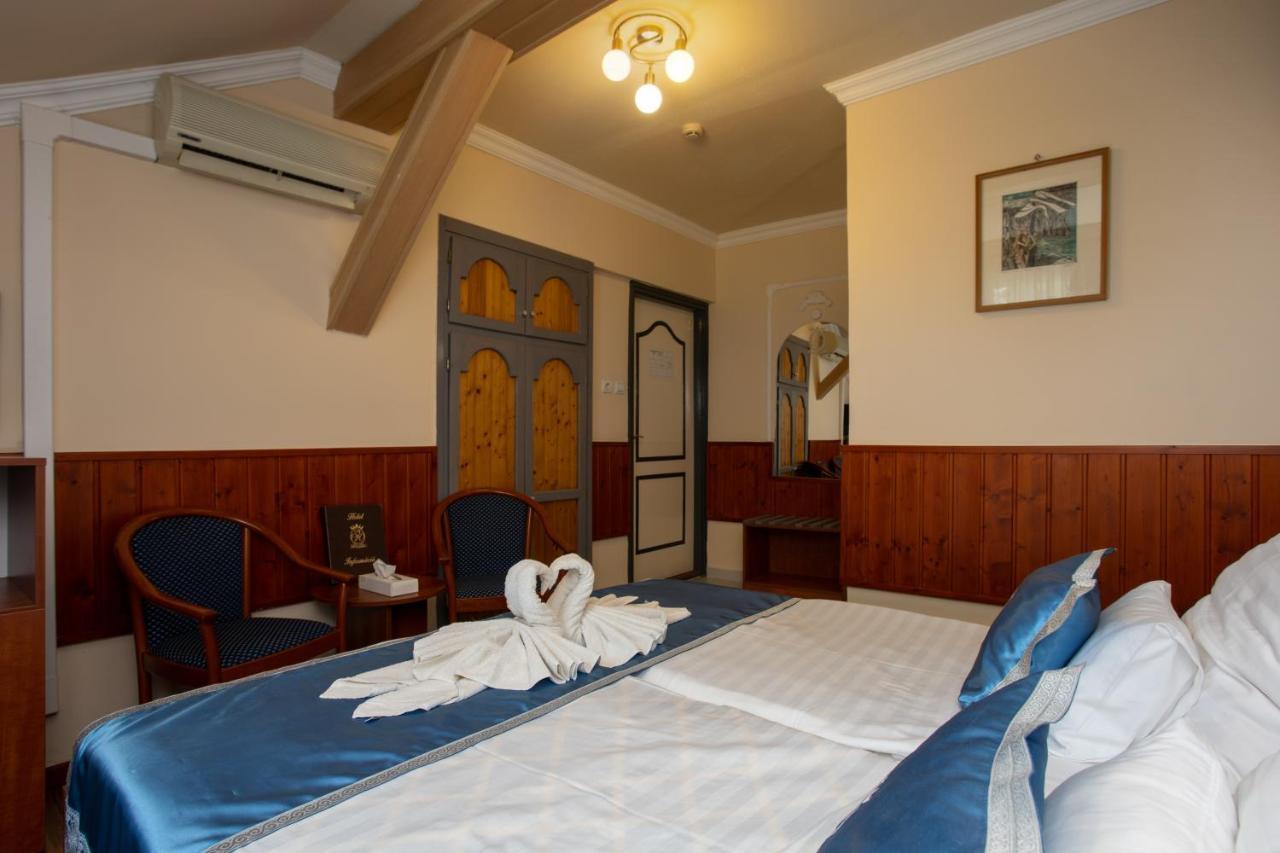 Illes Hotel Szeged Bagian luar foto